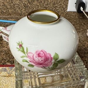 Vase Fürstenberg, red rose, 10.5 cm